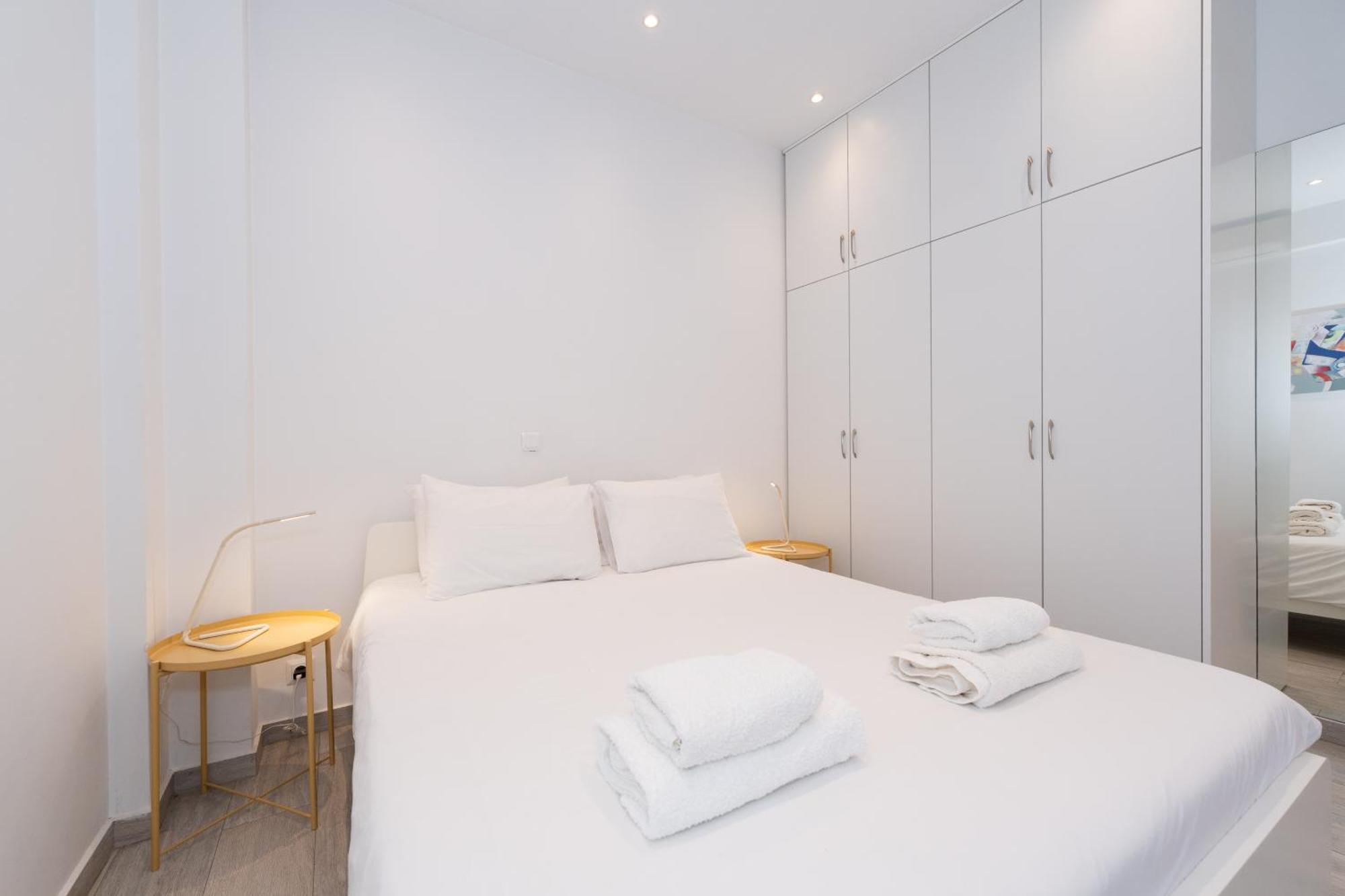 Spacious Modern Apartment In Athens Near Metro Экстерьер фото