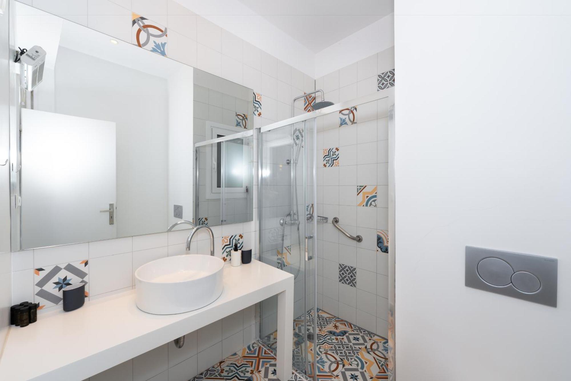 Spacious Modern Apartment In Athens Near Metro Экстерьер фото